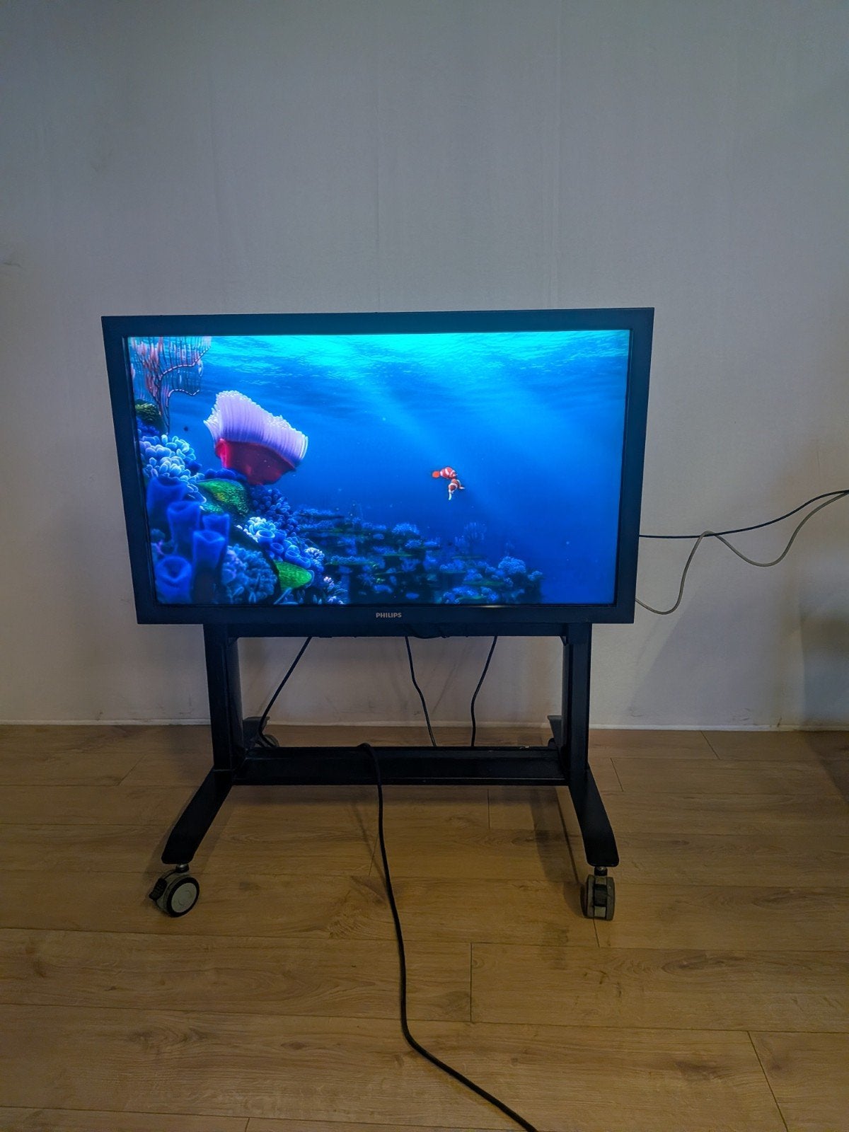 Philips LCD Touchscreen Monitor 42" op verrijdbaar onderstel, Philips, 50 Hz, Ophalen of Verzenden, Nvt