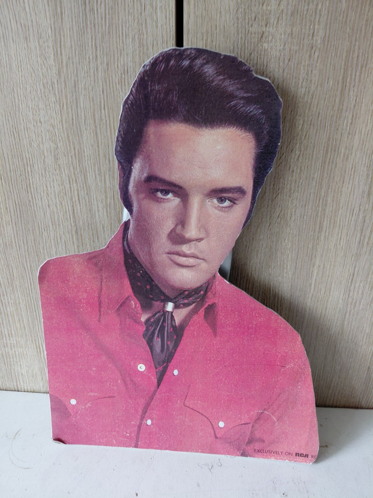 Elvis Presley Kartonnen  - Uniek Verzamelobject, Ophalen of Verzenden, Gebruikt, Pop, Beeldje of Miniatuur
