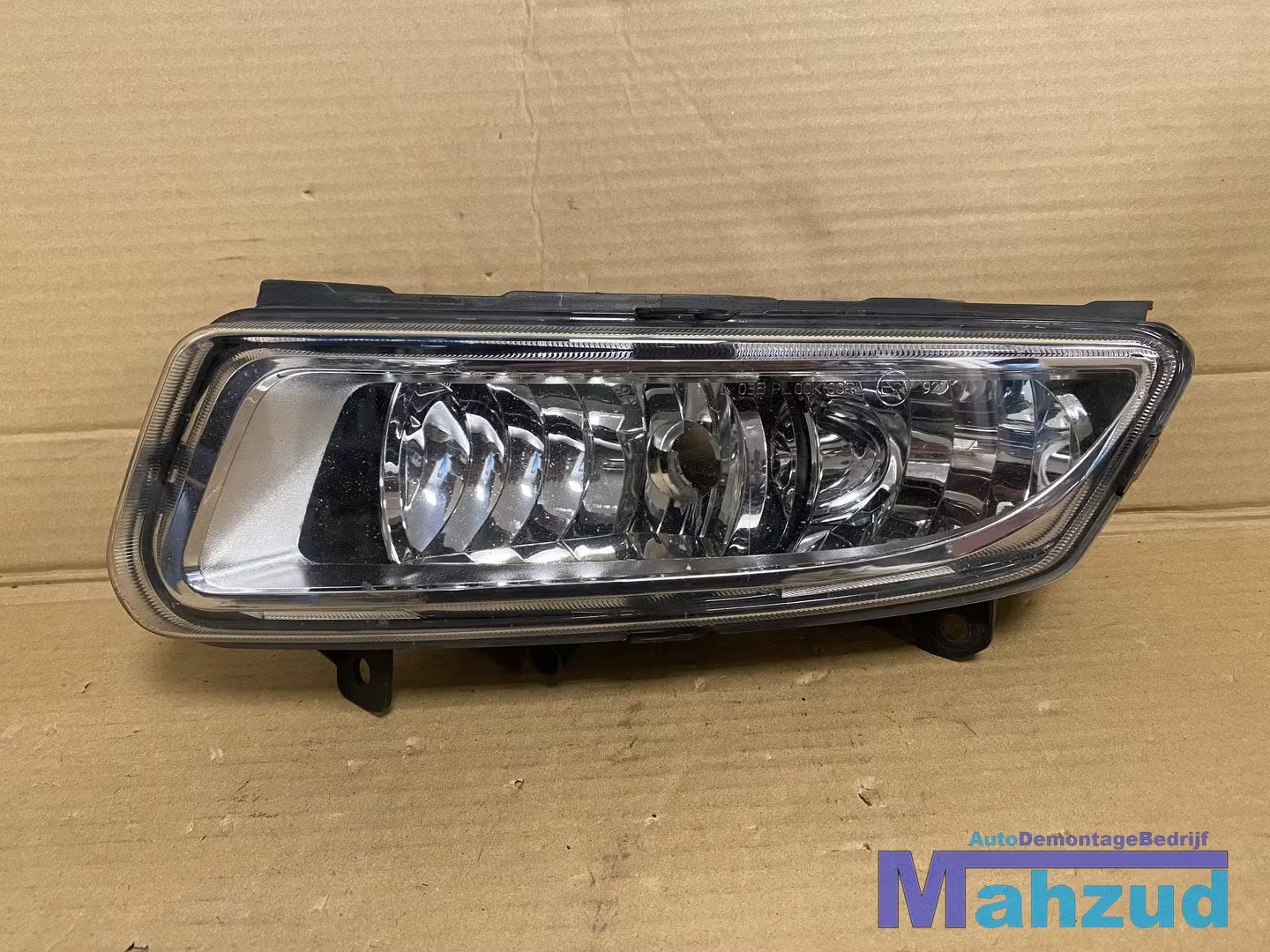 VW POLO 6R Links mistlamp 2009-2016, Gebruikt, Volkswagen, Volkswagen AG, Berliner Ring 2
38440  Wolfsburg, DE