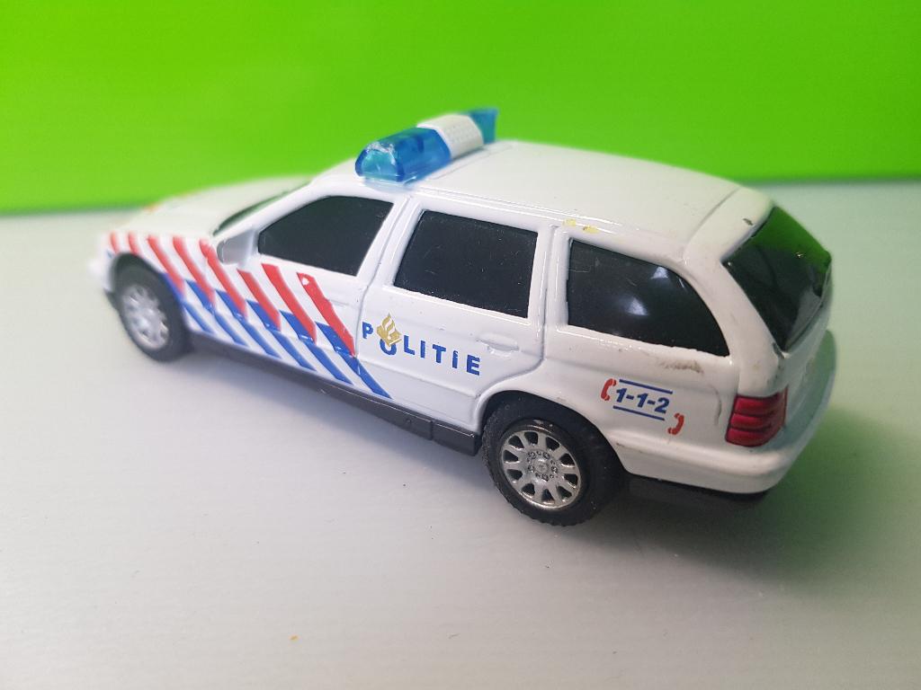 Cararama - BMW 325i Touring Politie [wit] 1/43 2, Hobby en Vrije tijd, Modelauto's | 1:43, Ophalen of Verzenden, Gebruikt, Auto