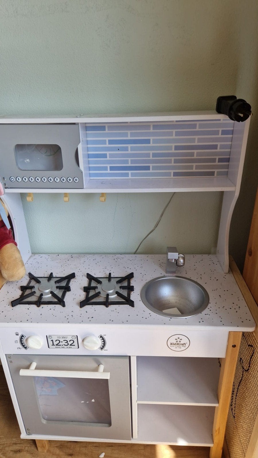 Spoelkeuken Hout, Ophalen