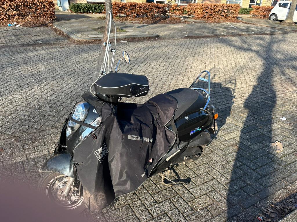 Sym mio 50 4000km, Ophalen, Zo goed als nieuw, Benzine, Tomos