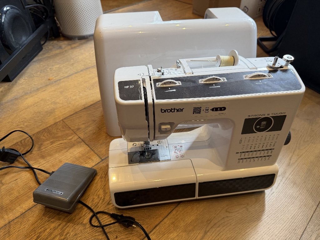 Naaimachine brother, Hobby en Vrije tijd, Ophalen, Zo goed als nieuw, Naaimachine, Brother