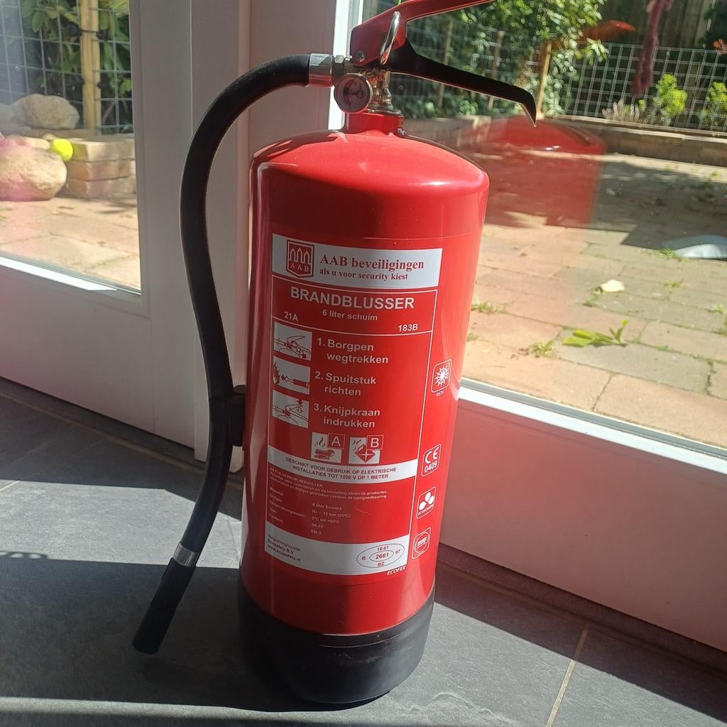 Brandblusser AAB Beveiligingen 6 liter schuim, Ophalen of Verzenden, Gebruikt, Brandblusser