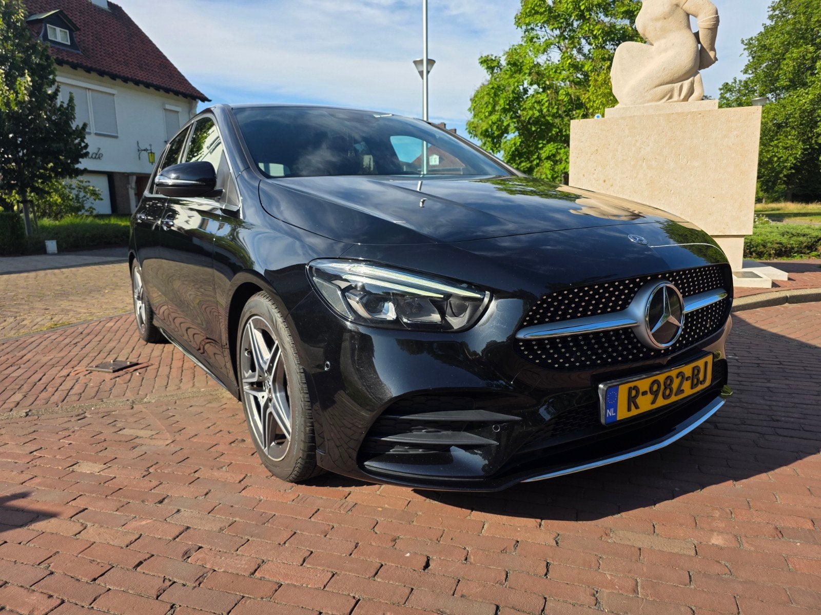 Mercedes-Benz B250 AMG 224PK 7G-DCT 2019 Zwart, Auto's, 745 kg, 4 cilinders, Zwart, 75 €/maand