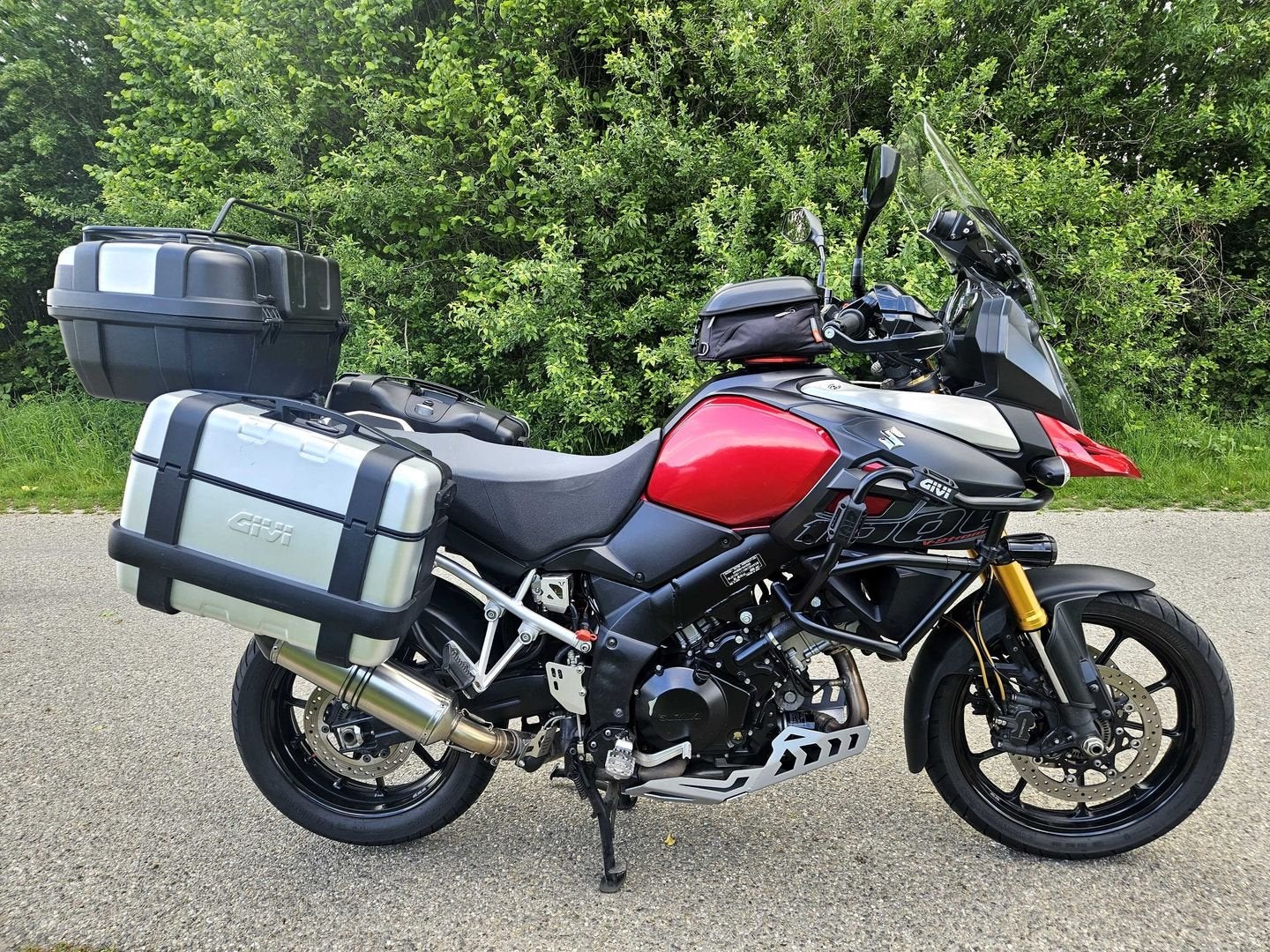 SUZUKI V-STROM DL 1000 2015 ABS TC KOFFERS DAGRIJLAMPEN, Motorrijbewijs A, Bedrijf, Onbekend, Meer dan 35 kW