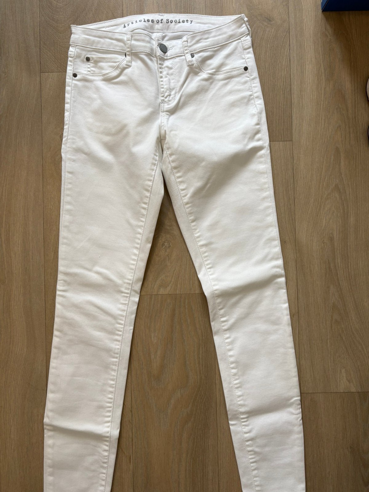 Witte skinny jeans maat 26, Kleding | Dames, Spijkerbroeken en Jeans, Ophalen of Verzenden, Zo goed als nieuw, Wit, W27 (confectie 34) of kleiner