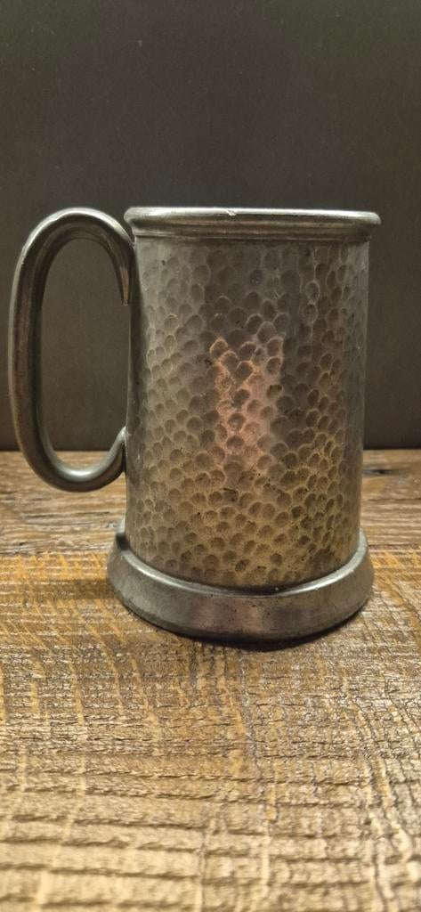 Vintage Tinnen pul met Gehamerd Patroon hand hammered, Antiek en Kunst, Ophalen of Verzenden