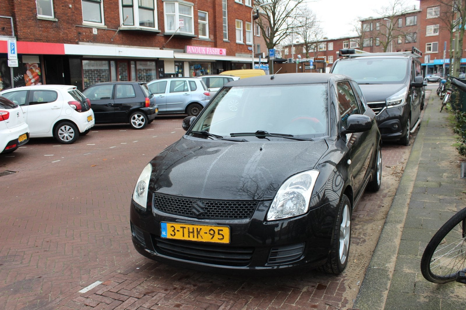 Suzuki Swift 1.3 3D 2008 Zwart, Auto's, Handgeschakeld, 1000 kg, Geïmporteerd, 17 km/l