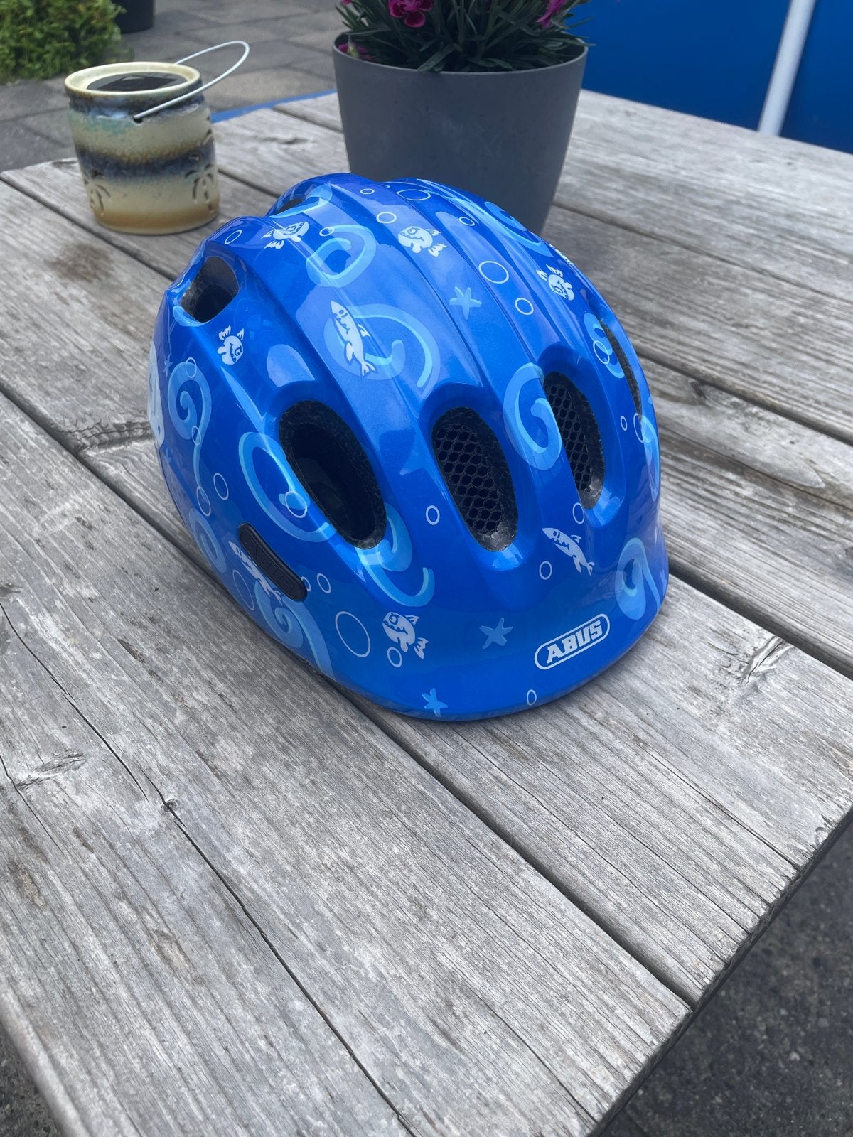 Zo goed als nieuwe Abus kinderfietshelm, Ophalen of Verzenden, Zo goed als nieuw, Jongen of Meisje