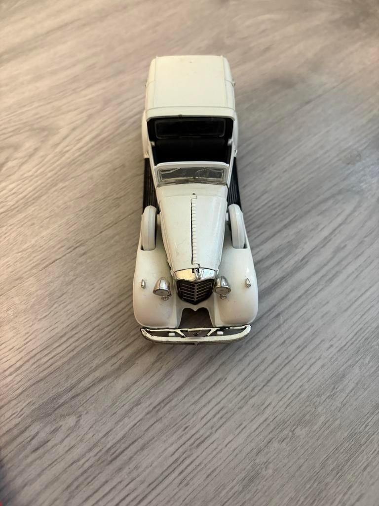 Citroën Traction Avant 1:18, Ophalen of Verzenden, Zo goed als nieuw, Overige merken