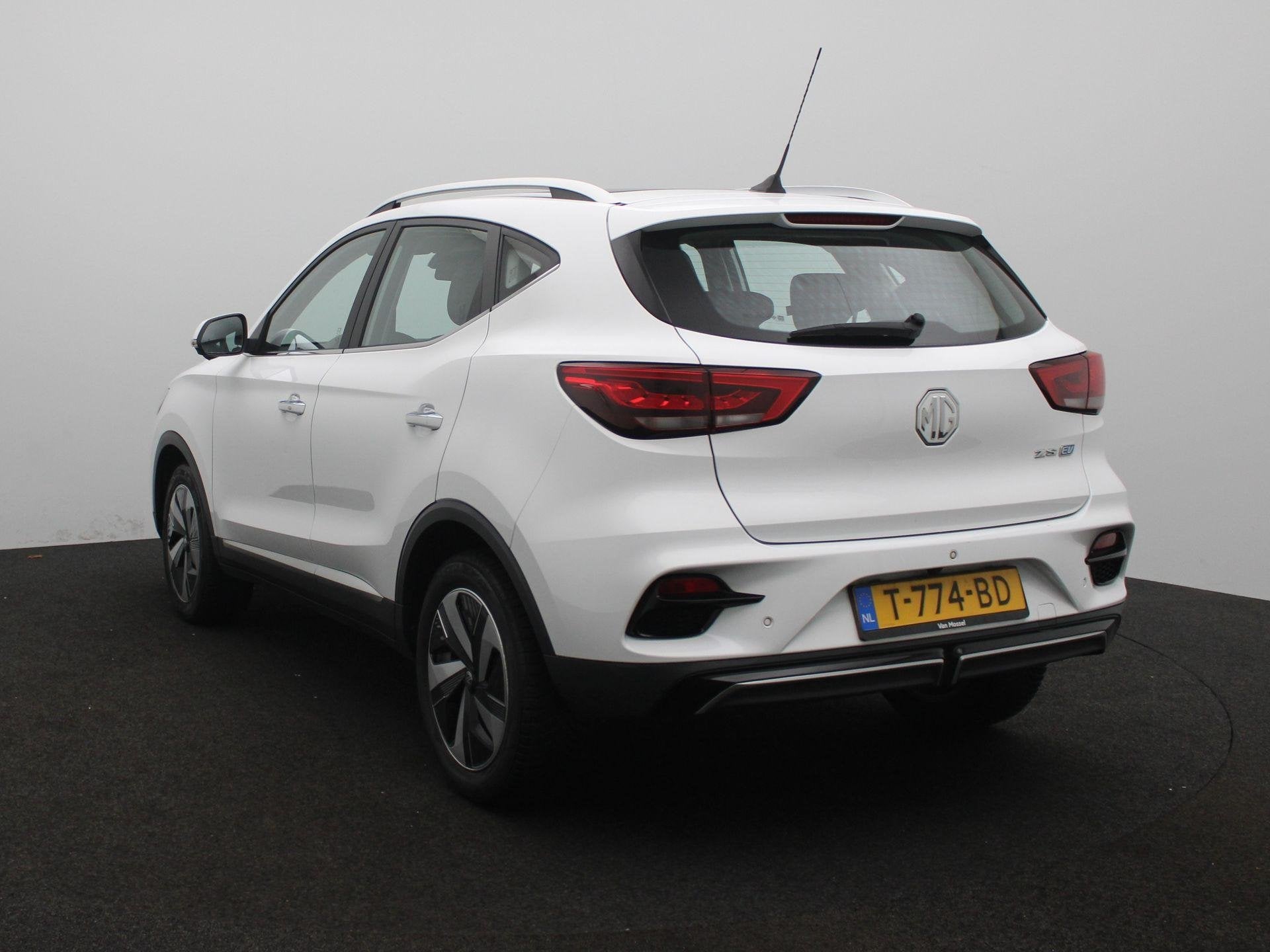 MG ZS EV Long Range Luxury 70 kWh | Apple Carplay/Android Au, Auto's, 12 maanden, Gebruikt, ZS, Wit