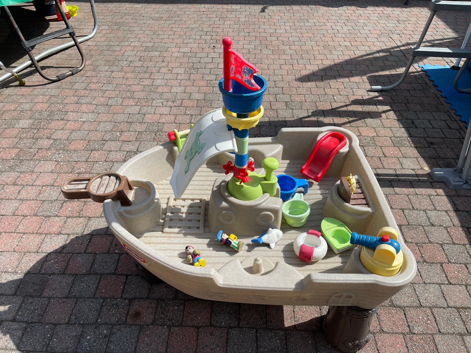 Little Tikes Piratenboot Watertafel, Ophalen, Gebruikt