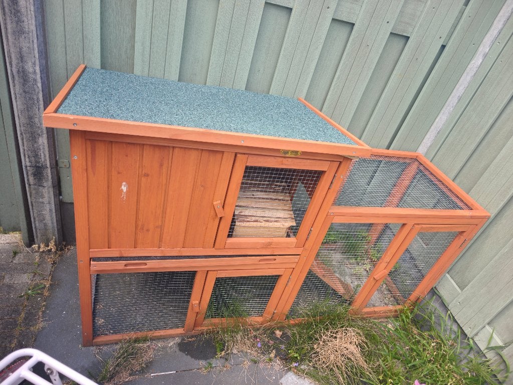 Buitenhok, Ophalen, 110 cm of meer, Zo goed als nieuw, 90 cm of meer
