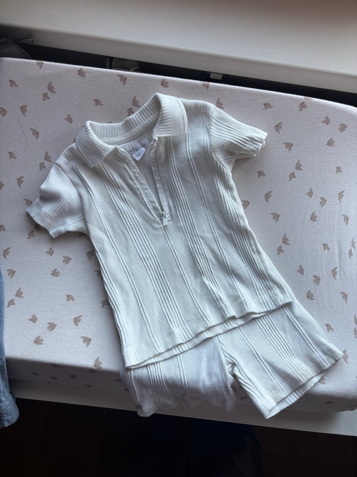 Primark setje 6-9 maanden (verkleurd), Ophalen of Verzenden, Gebruikt, Jongetje of Meisje