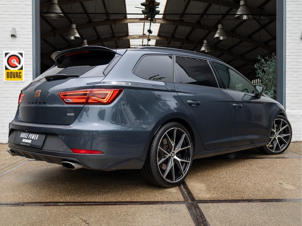 SEAT Leon ST 2.0 TSI 4DRIVE CUPRA 300 Ultimate Edition *Pano, Auto's, Automaat, Gebruikt, 4 cilinders, 1984 cc