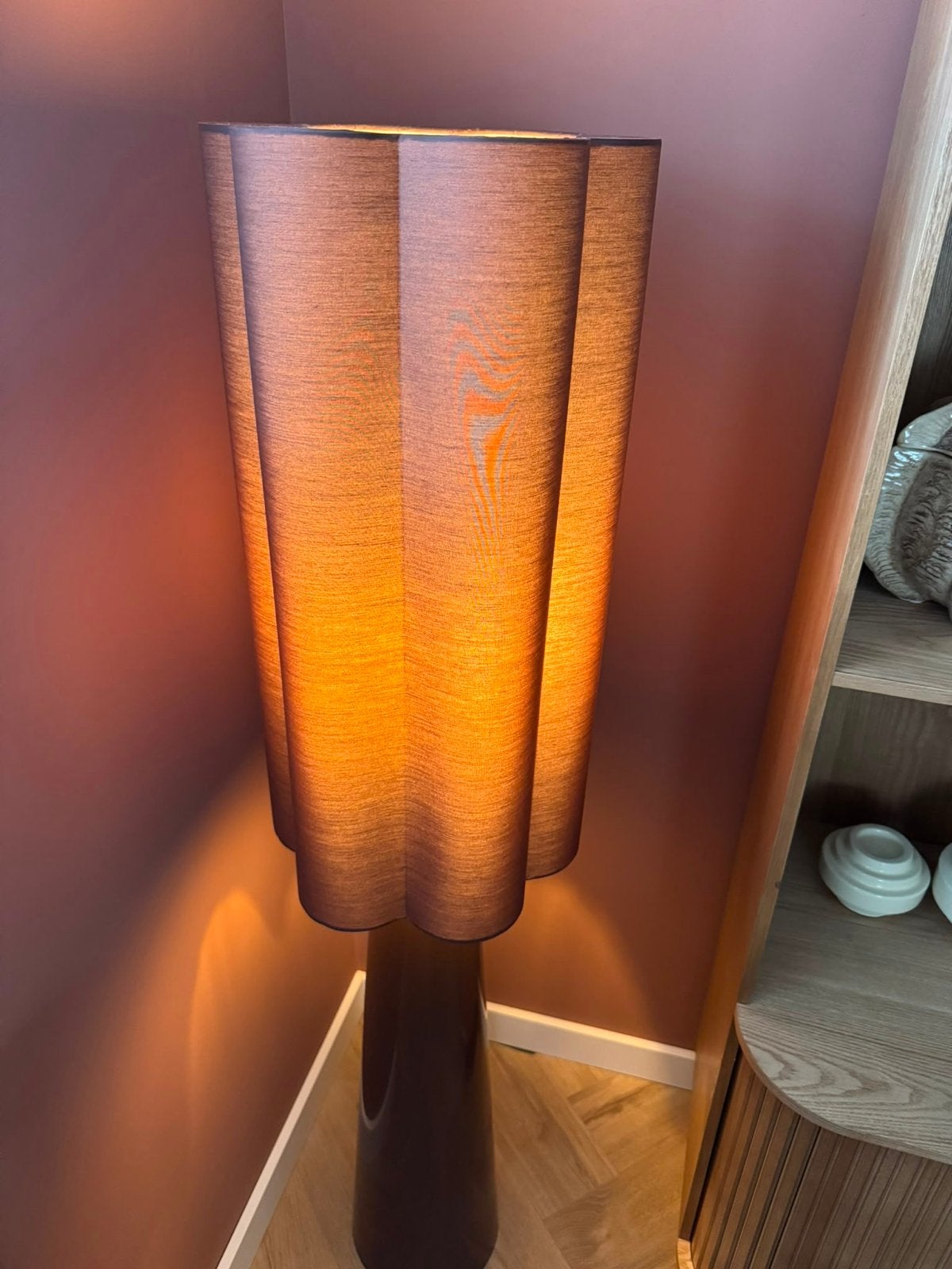 Stijlvolle Vloerlamp Kwantum - Zo goed als nieuw, Ophalen, E27 (groot), Zo goed als nieuw, Metaal
