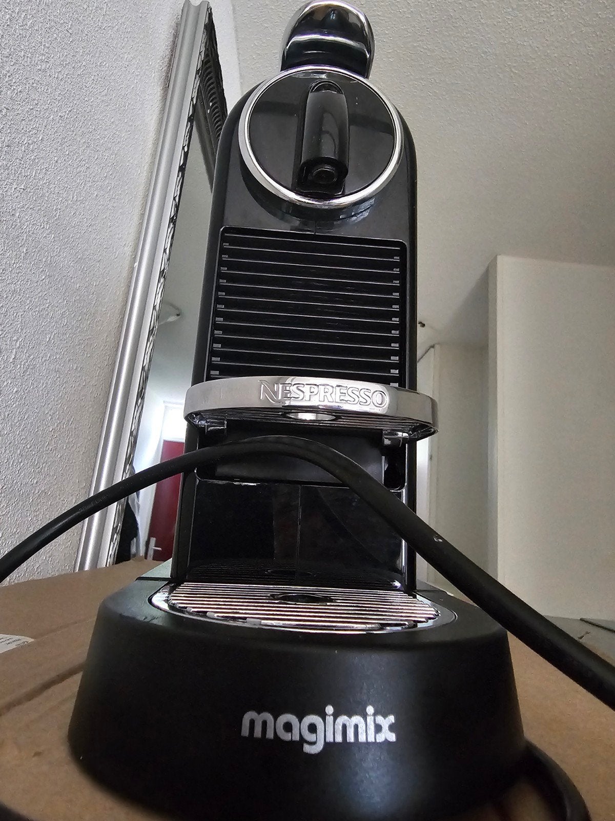 Nespresso koffieapparaat - Zo goed als nieuw, Ophalen, Koffiemachine, Zo goed als nieuw, 1 kopje