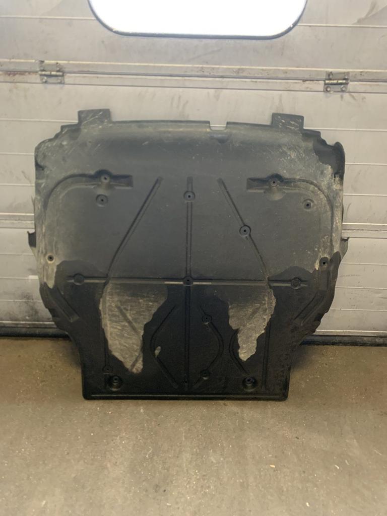 Volkswagen T5 T6 motorplaat milieuplaat, Ophalen, Gebruikt, -, Volkswagen