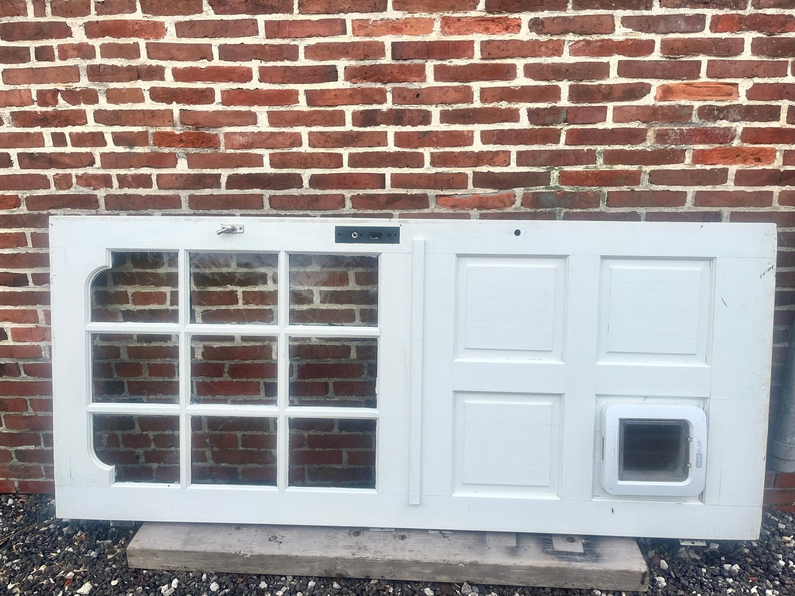 Witte Buitendeur met Kattenluik en Glaspanelen, Gebruikt, Buitendeur, 200 tot 215 cm, Hout