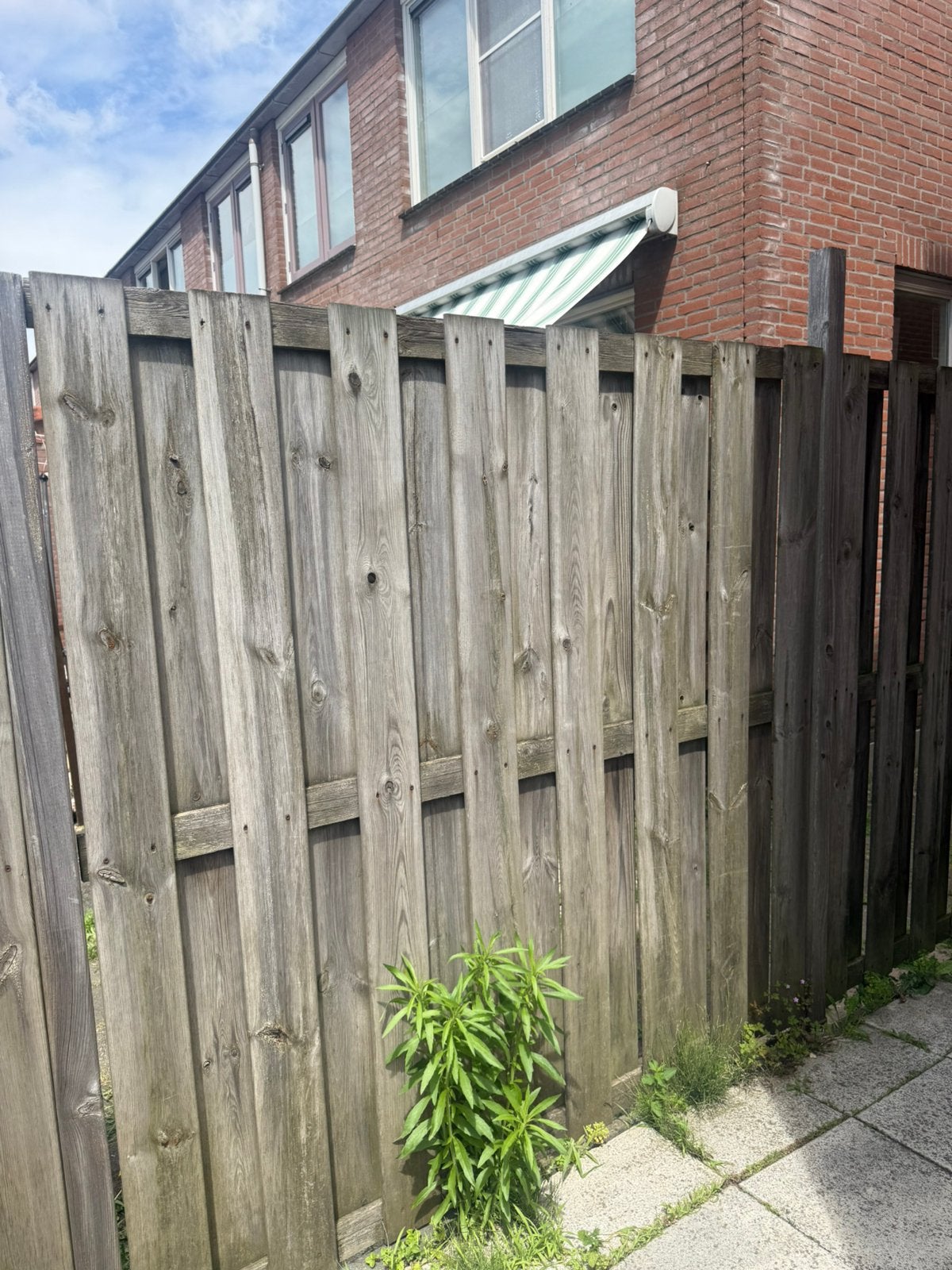 Gratis 2 schuttingen, Tuin en Terras, Ophalen, 1 tot 2 meter, Minder dan 3 meter, Zo goed als nieuw