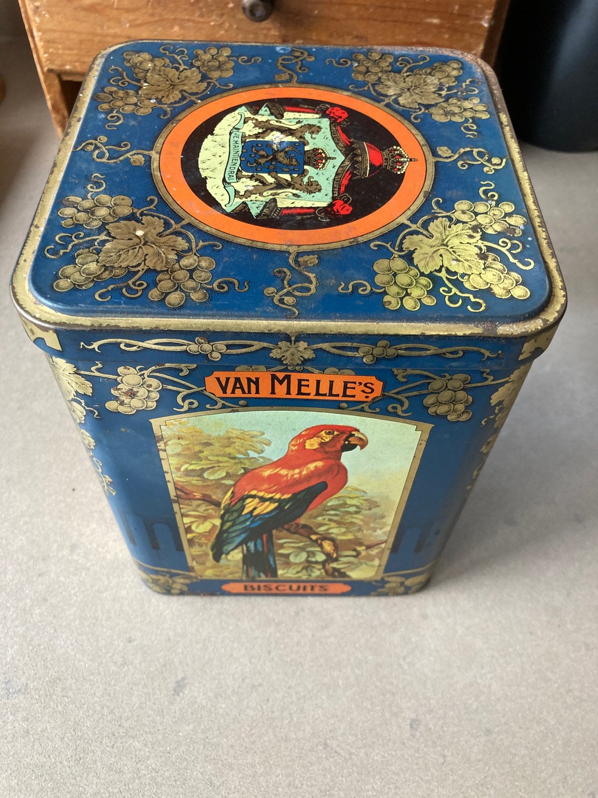 Van Melle biscuit blik oud blik vogels blauw brocante, Ophalen of Verzenden, Gebruikt, Koek(jes)