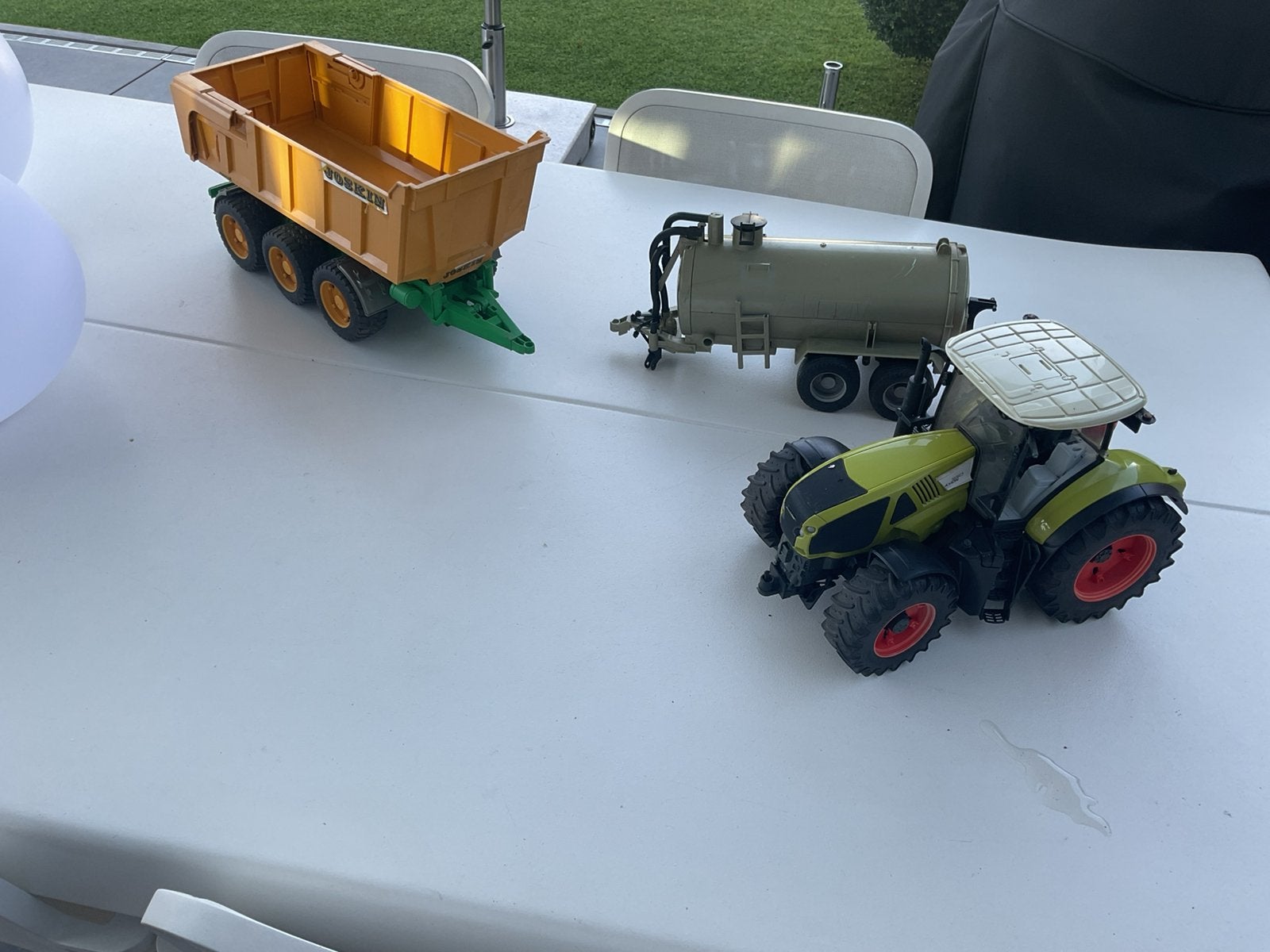 Bruder set Fendt tractor Joskin kiep aanhanger en Fliegl kar, Ophalen, Gebruikt