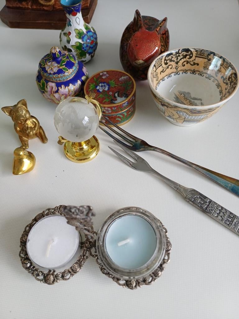 Verzameling van diverse decoratieve objecten en bestek, Antiek en Kunst, Ophalen of Verzenden