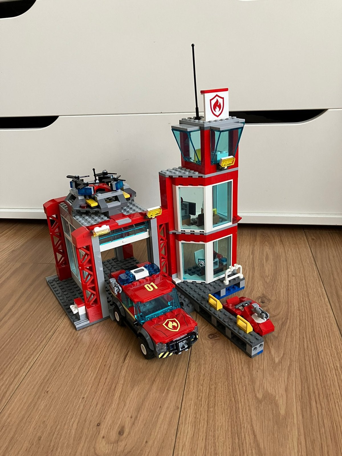Lego city Brandweerkazerne, Ophalen, Zo goed als nieuw