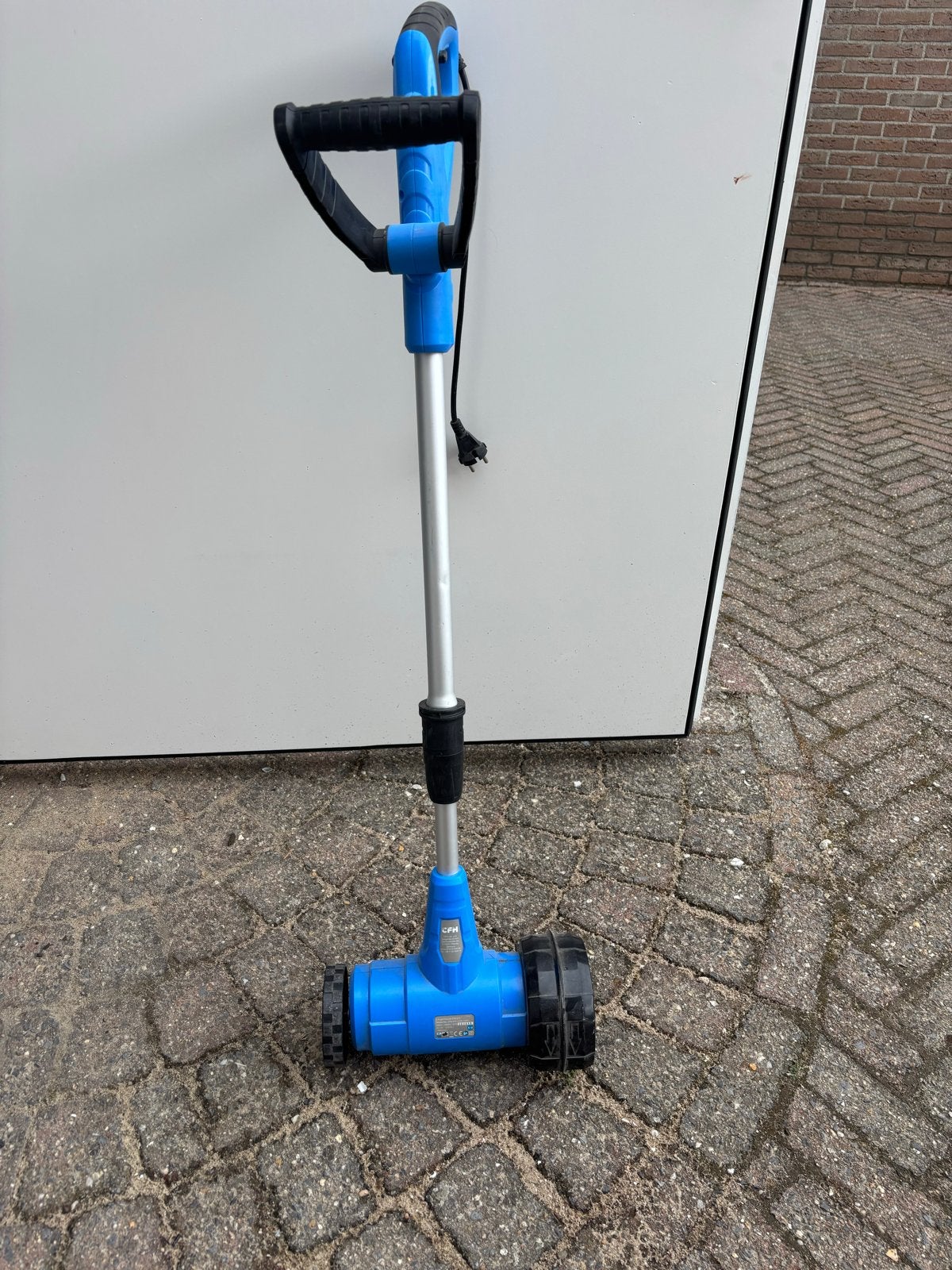 CFH Elektrische Onkruidborstel - 400W, verstelbaar, Tuin en Terras, Ophalen, Gebruikt
