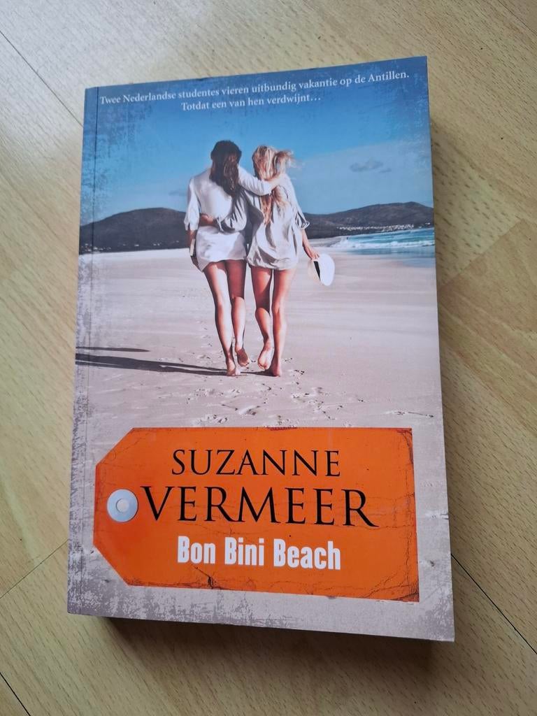 Suzanne Vermeer Bon bini beach, Ophalen of Verzenden, Zo goed als nieuw