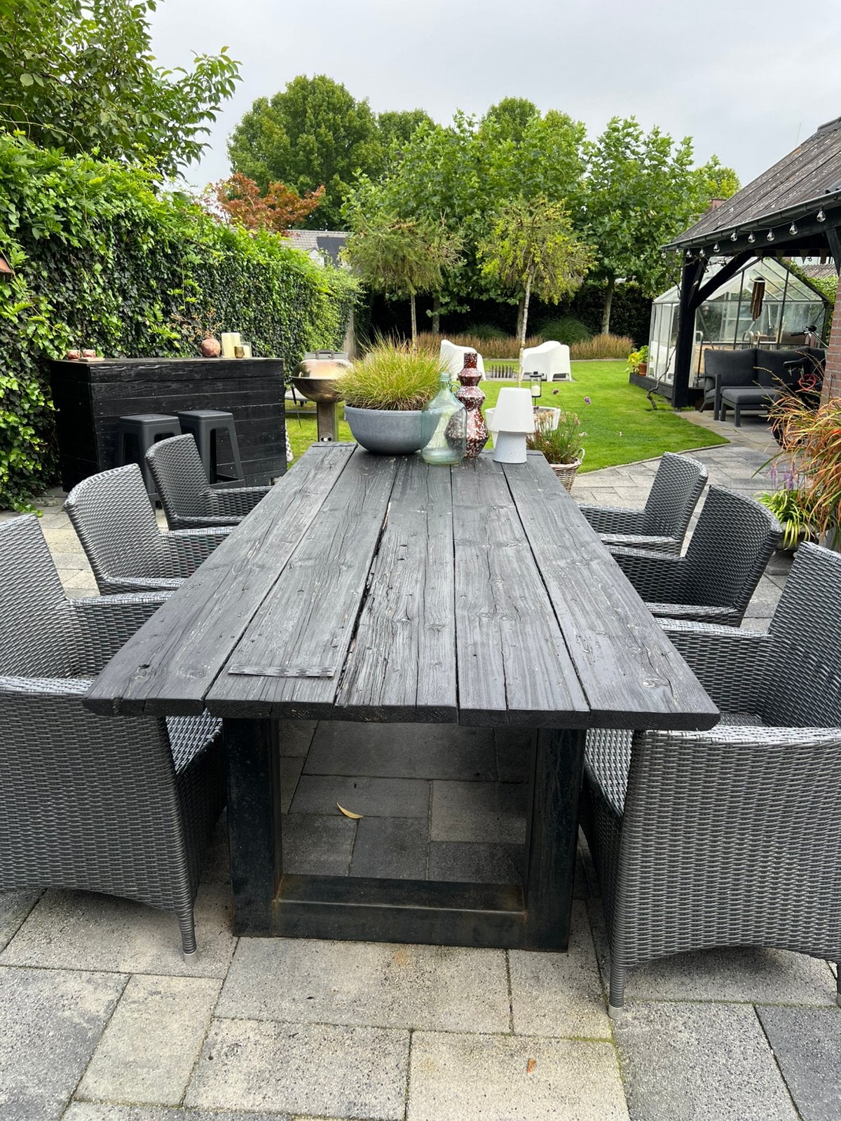 Steigerhouten tuintafel met zwart metalen onderstel, Ophalen of Verzenden, Gebruikt, Rechthoekig, Hout