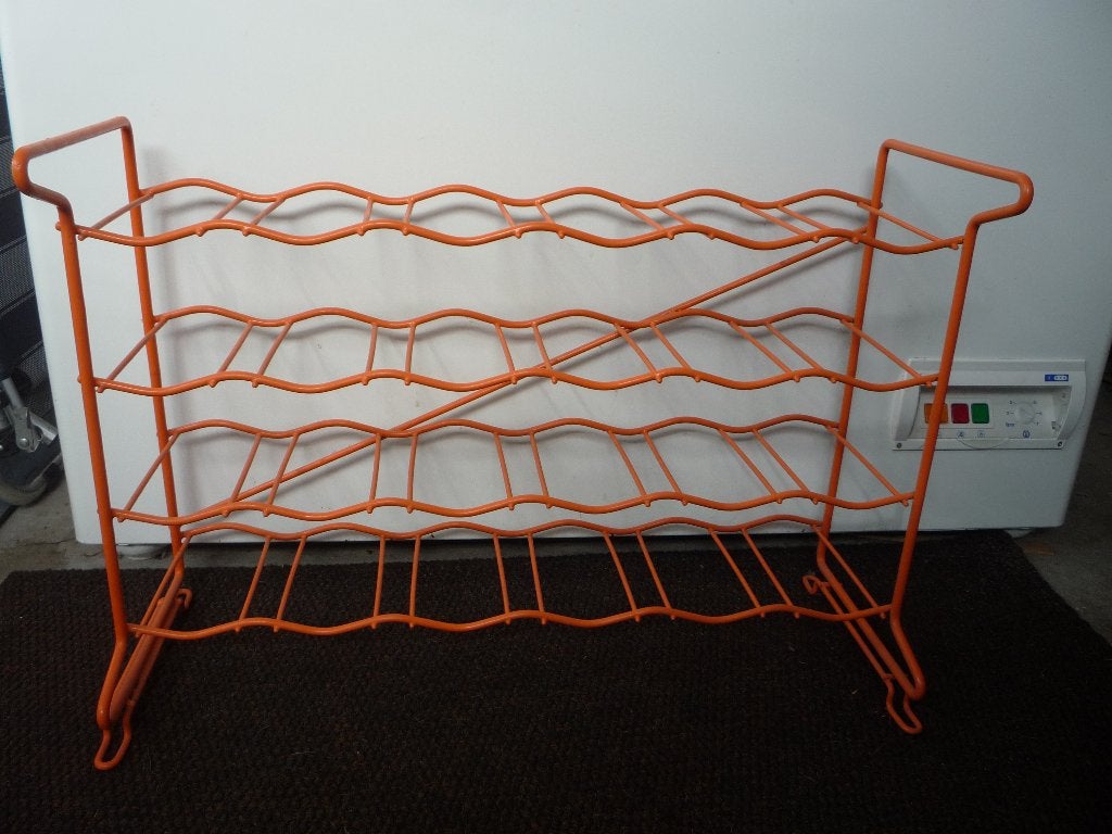 vintage wijnrek oranje, Ophalen of Verzenden, Zo goed als nieuw, 25 flessen of meer