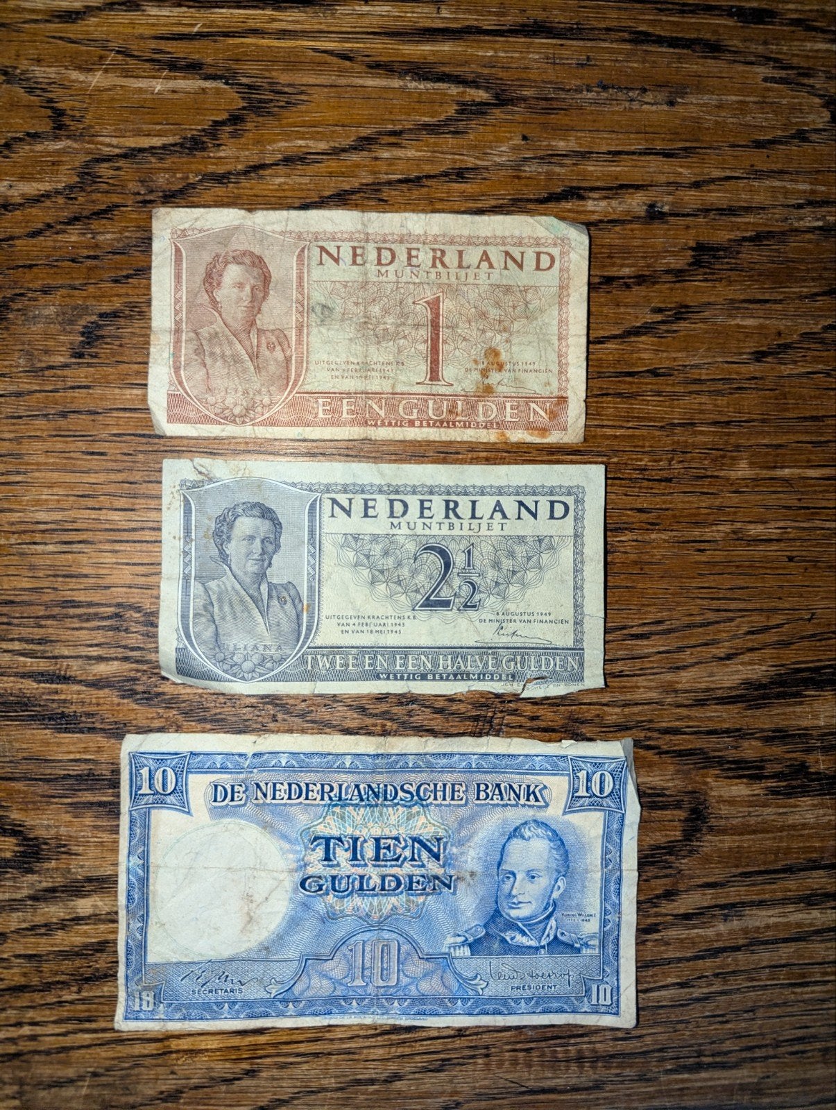 Briefgeld 10, 2,5 en 1 gulden 1949, Postzegels en Munten, Ophalen of Verzenden