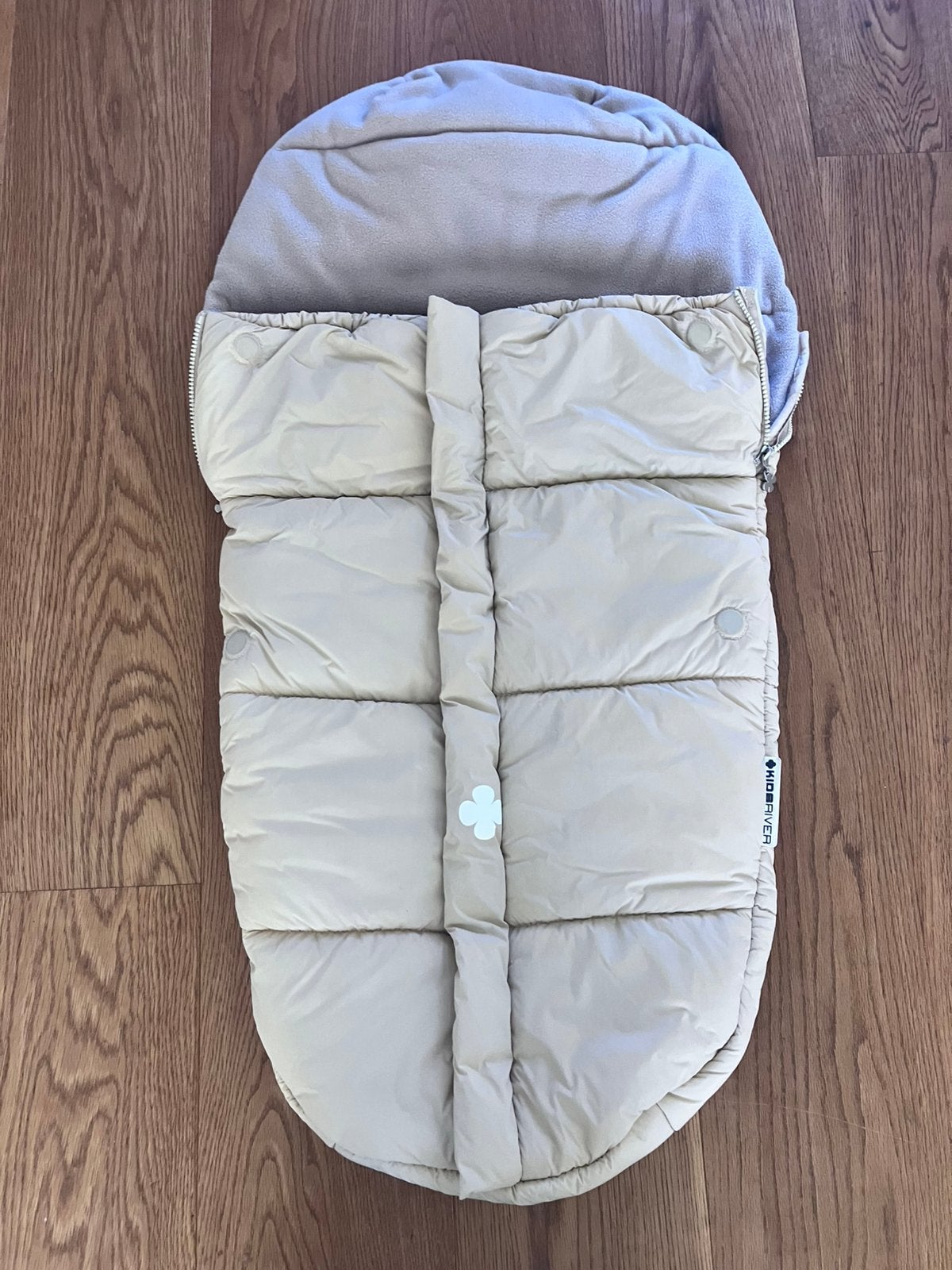 Voetenzak beige KidsRiver, Ophalen, Zo goed als nieuw, Beige, Voetenzak