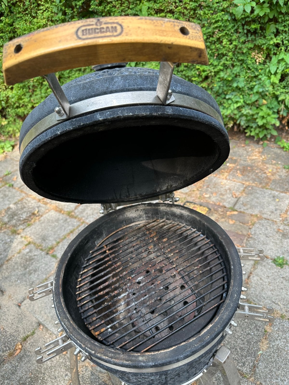 Buccan Kamado BBQ - Compact en Compleet, Ophalen, Gebruikt