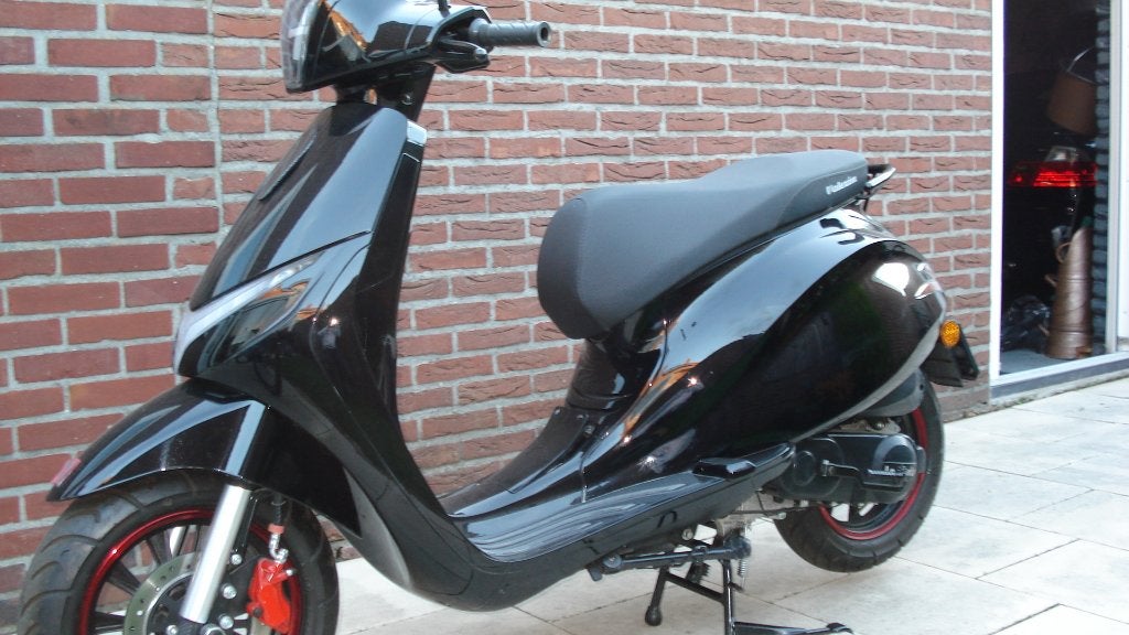 Scooter Soeris Valexim, Maximaal 45 km/u, Zo goed als nieuw, Benzine, Ophalen