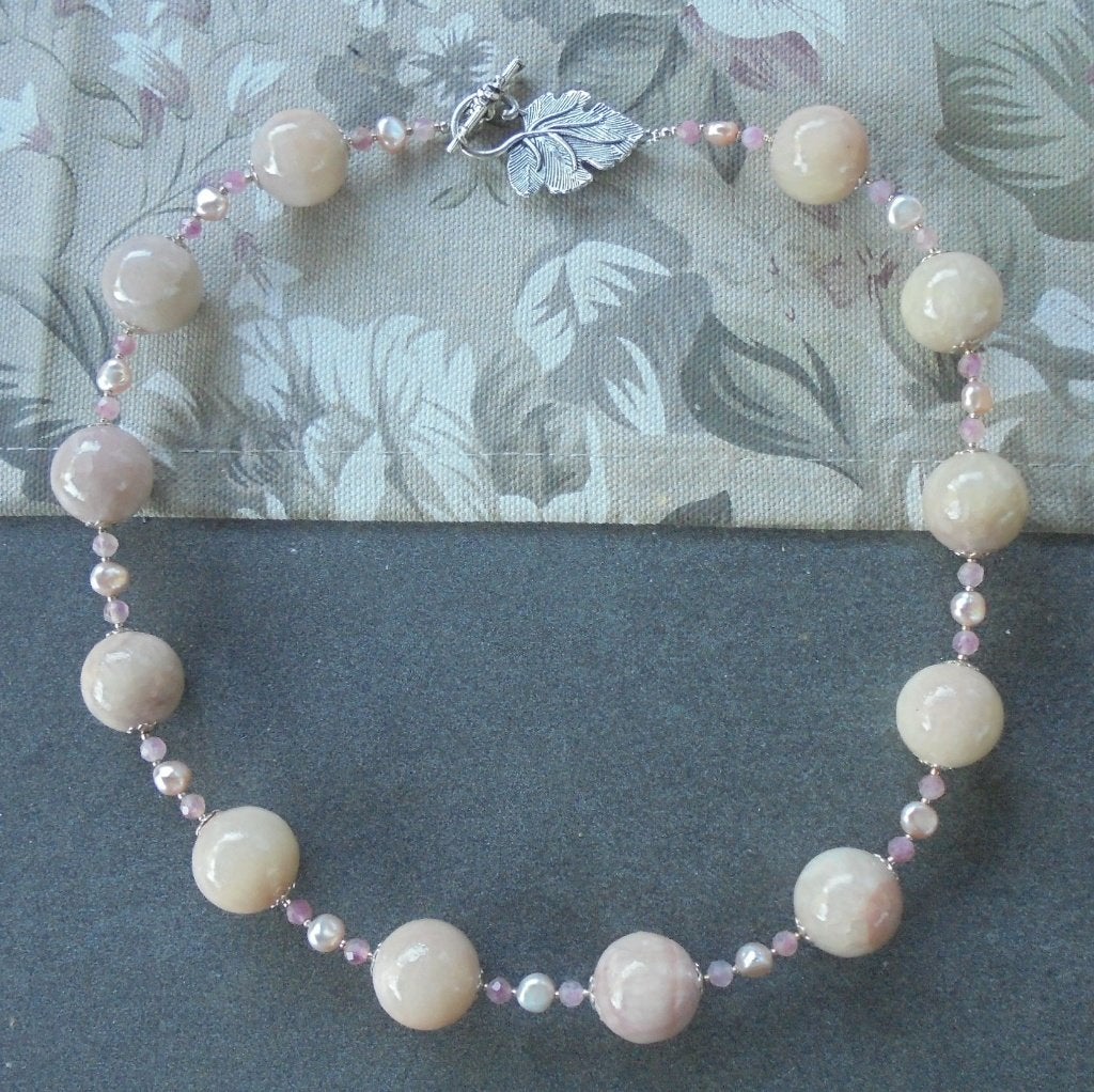 handwerk prachtige ketting, Sieraden, Tassen en Uiterlijk, Verzenden, Beige, Nieuw, Steen of Mineraal