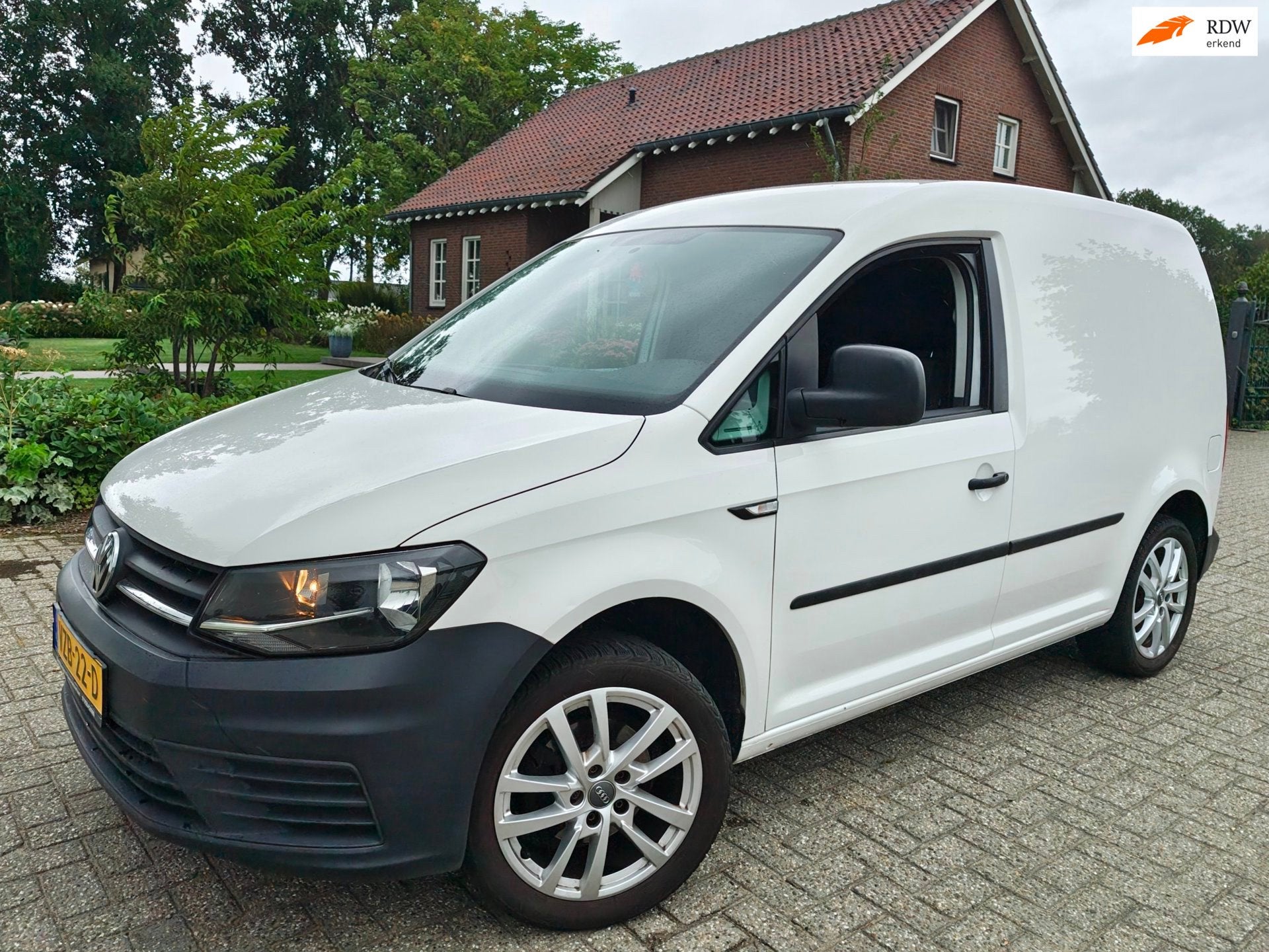 Volkswagen Caddy 1.2 TSI met Zijdeur, LM Velgen en Elektro 1, Voorwielaandrijving, Stof, Gebruikt, 4 cilinders
