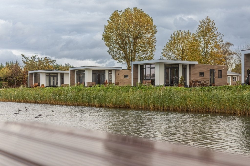 Chalet in de Betuwe (Gelderland); NIEUW & DIRECT beschikbaar, Gelderland, 2 slaapkamers, Chalet, 50 m²
