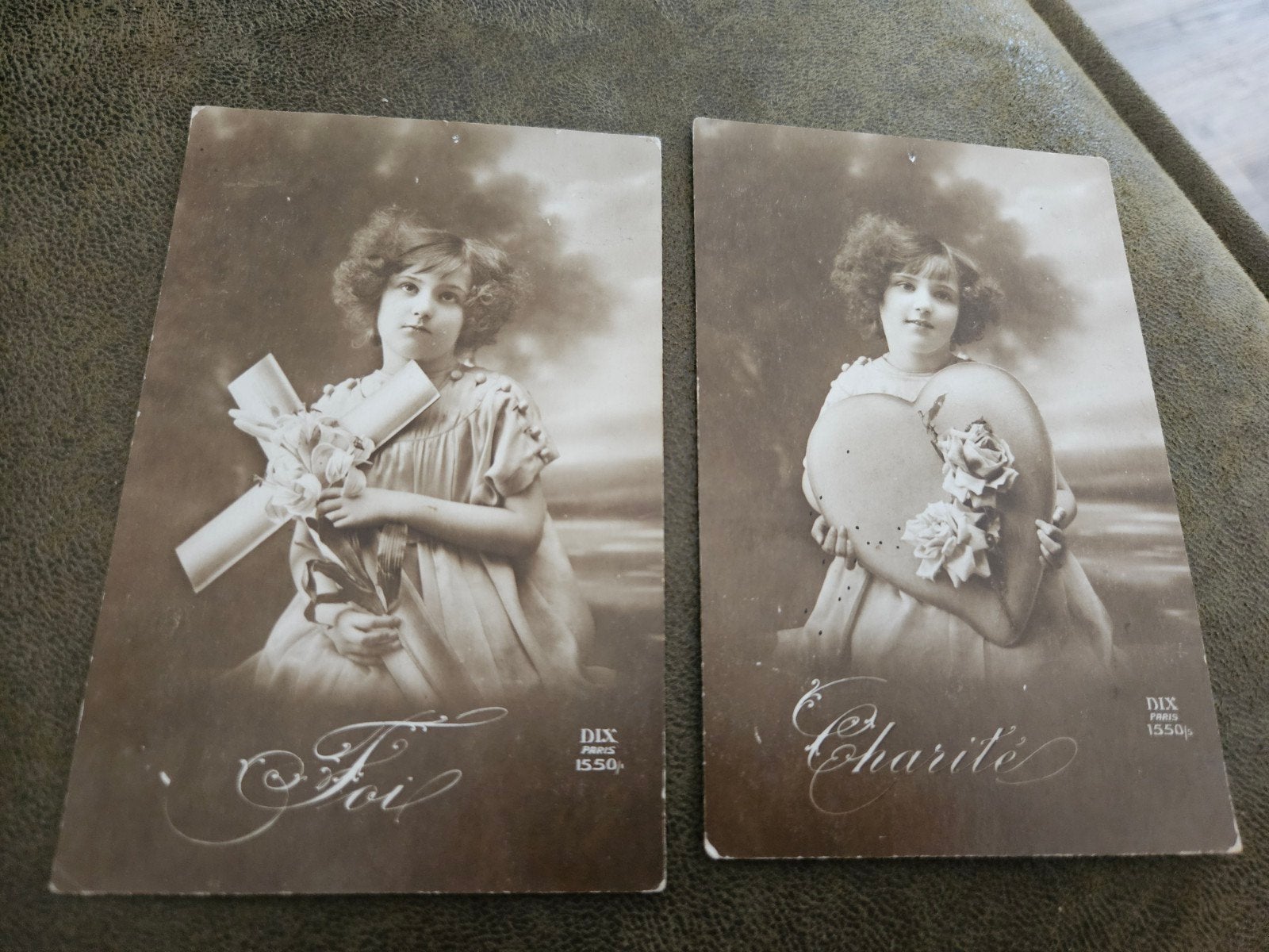 geloof en liefde  - 'Foi' en 'Charité', Ophalen of Verzenden, Voor 1920, Gelopen