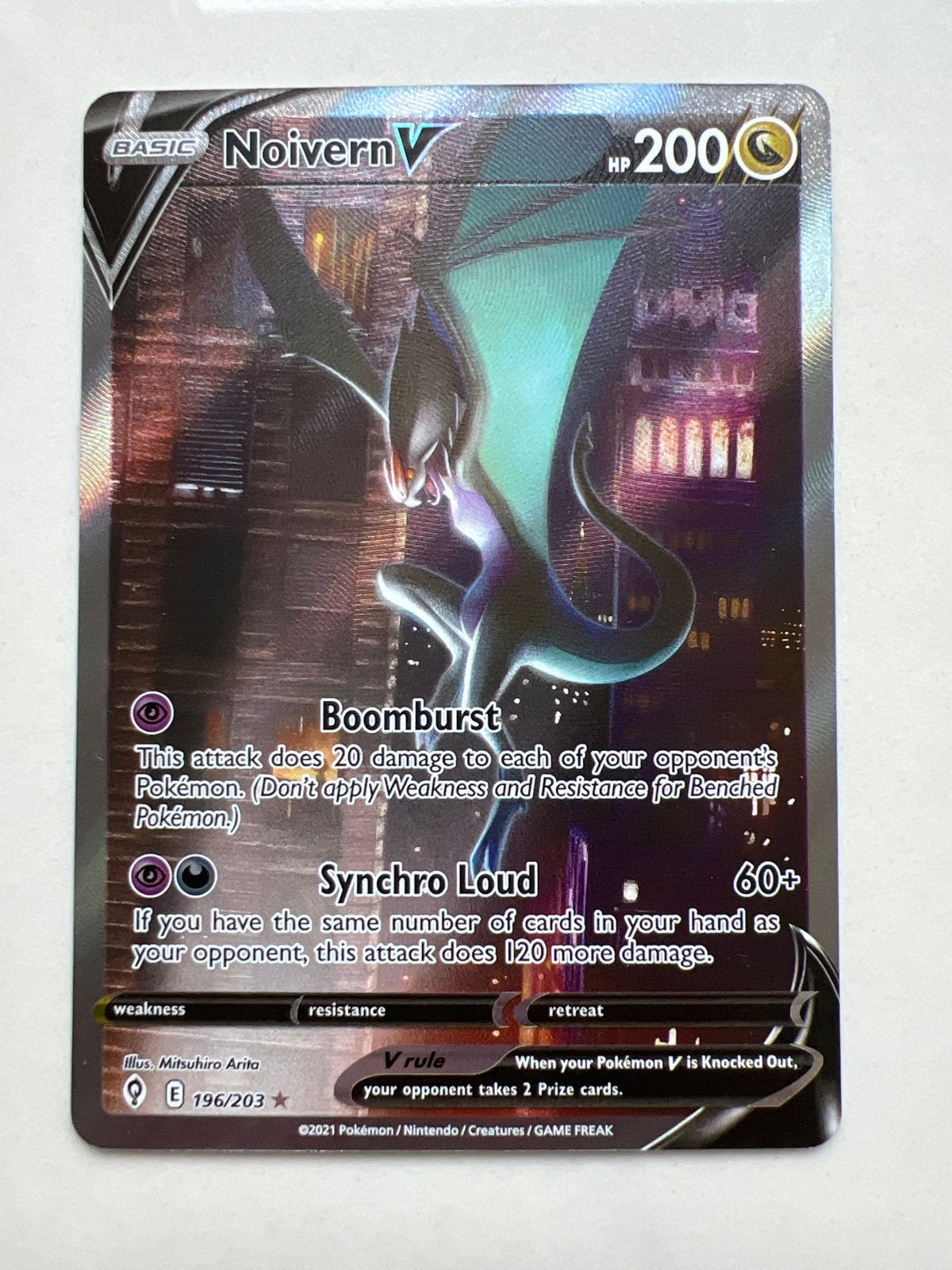 Noivern V Pokémon Kaart 196/203 - Zo goed als nieuw, Ophalen of Verzenden, Zo goed als nieuw, Losse kaart