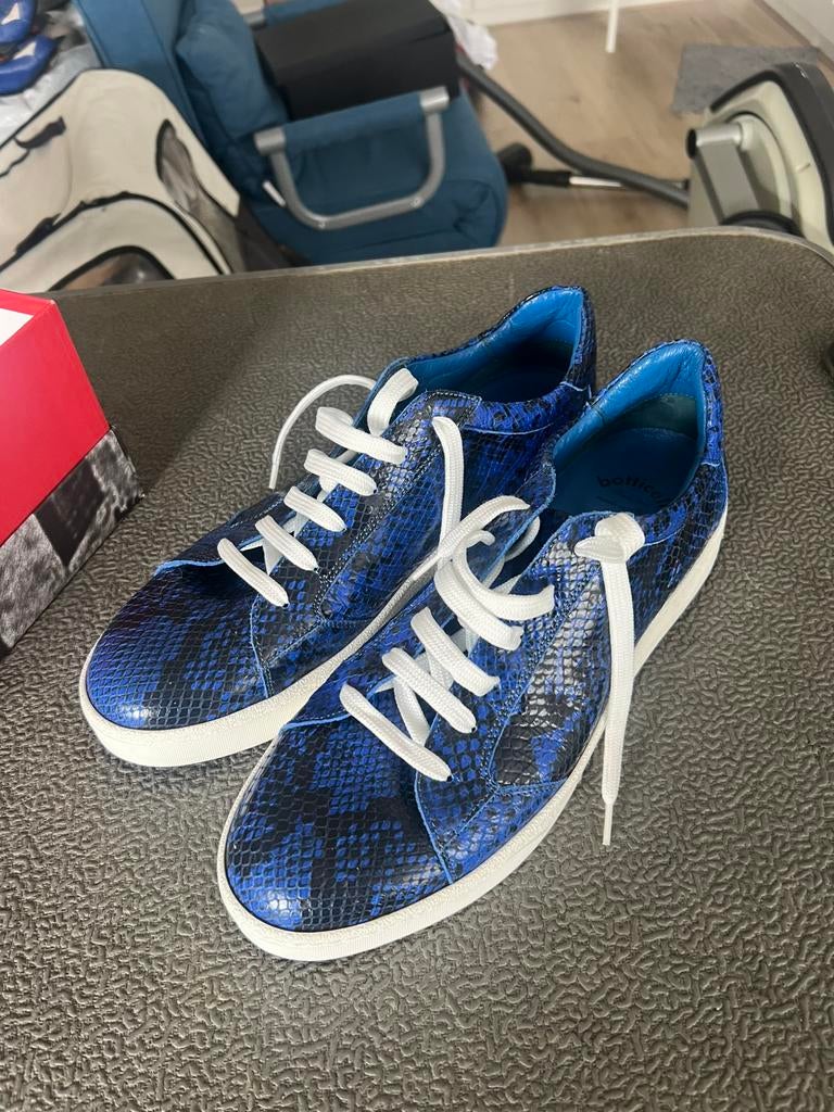 Botticelli, Blauw, Ophalen of Verzenden, Sneakers of Gympen, Zo goed als nieuw