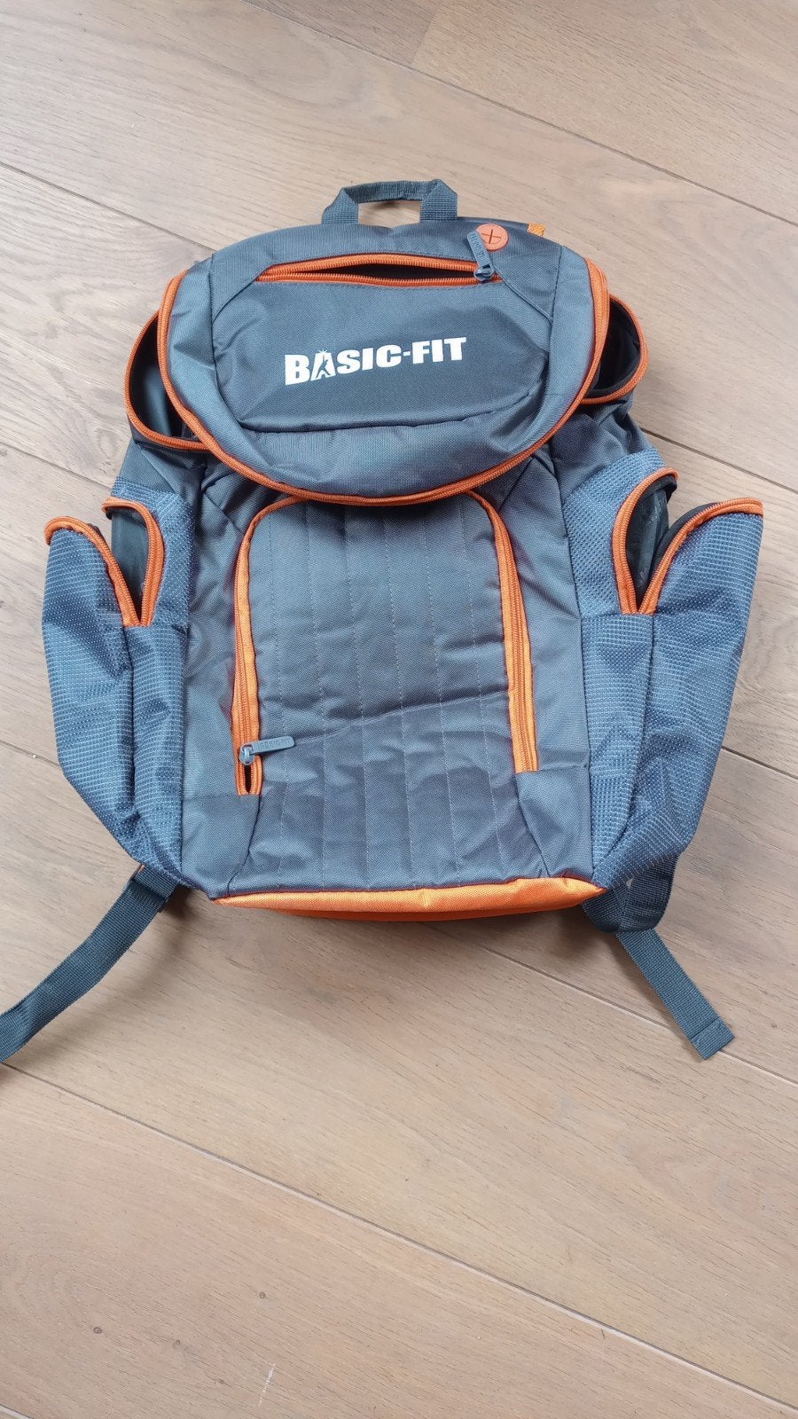 Basic Fit rugzak nieuw, Sieraden, Tassen en Uiterlijk, Tassen | Rugtassen, Ophalen of Verzenden, Nieuw, Overige merken, 45 tot 60 cm