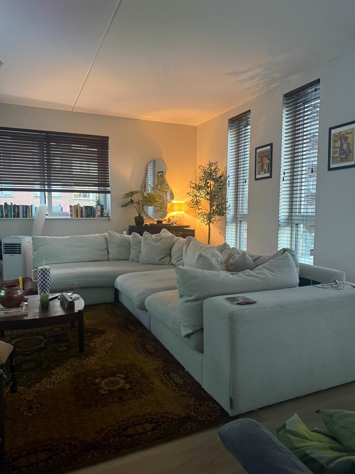 Richmond Interiors witte boucle hoekbank, Ophalen, Zo goed als nieuw, Stof