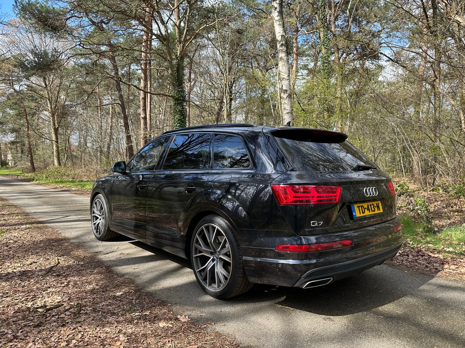 Audi Q7 3.0 TDI V6 Quattro e-tron B&O, Massage, Pano, Softcl, Automaat, 2420 kg, Zwart, Particulier