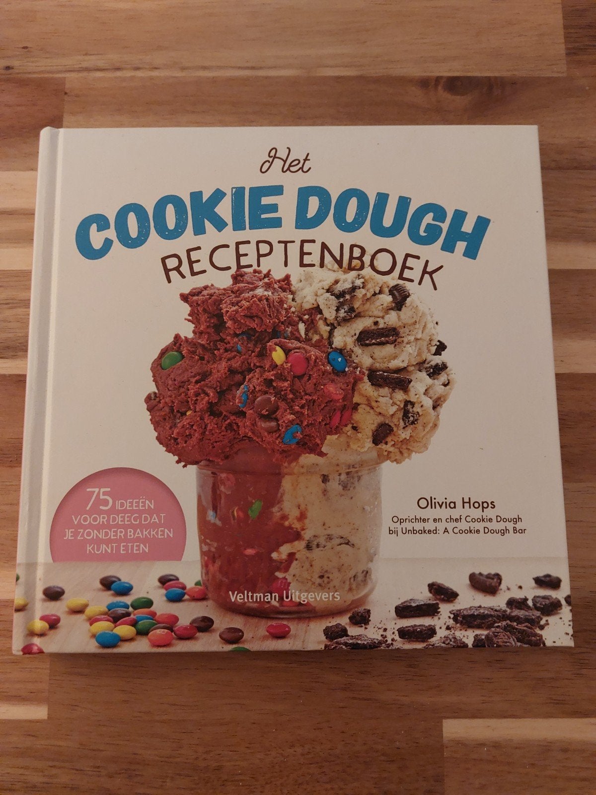 Olivia Hops - Het Cookie Dough receptenboek, Ophalen, Zo goed als nieuw, Olivia Hops