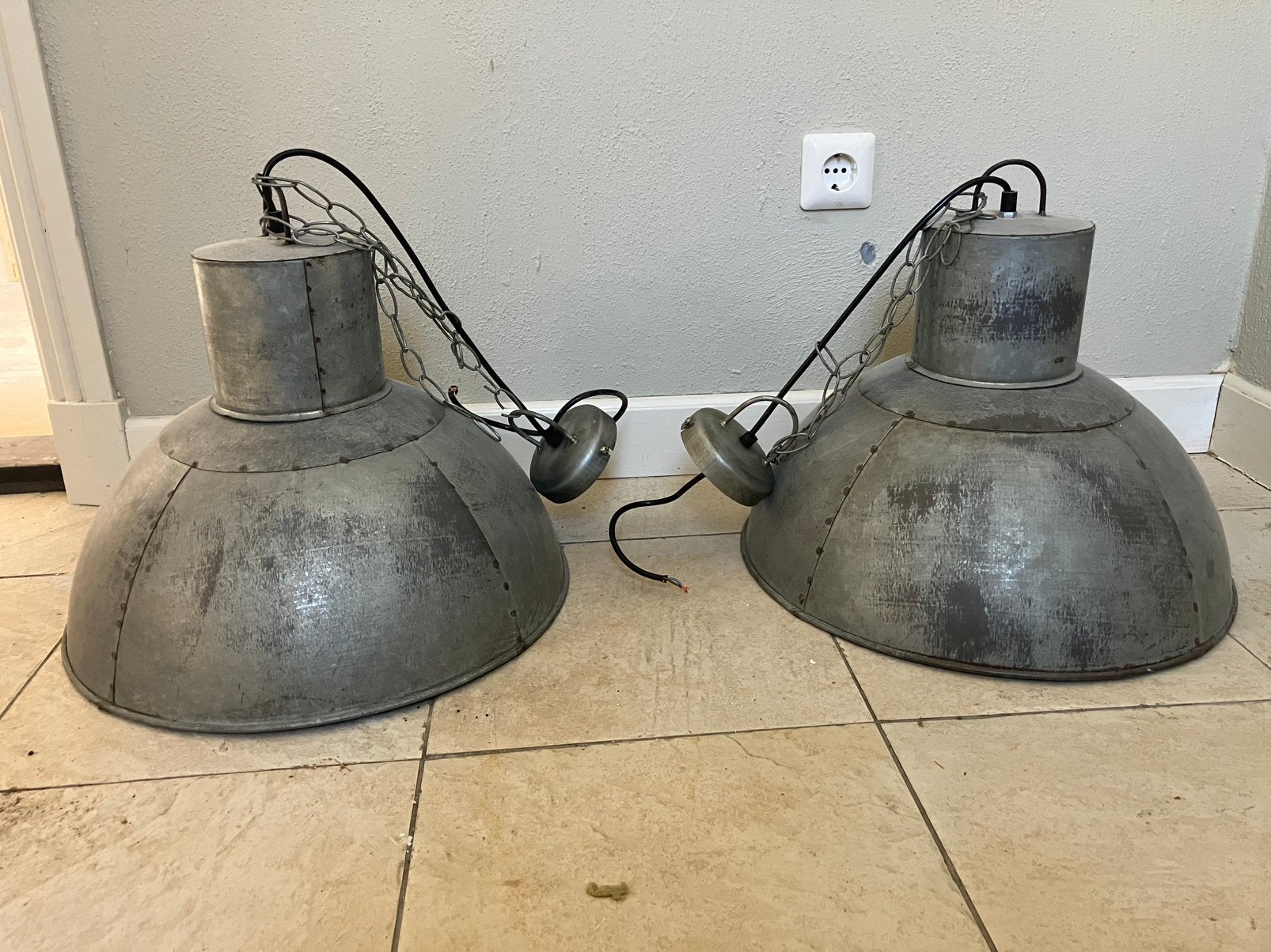 Twee nette industriële hang lampen, Huis en Inrichting, Ophalen, Zo goed als nieuw, Metaal, Industrie, landelijk, robuust