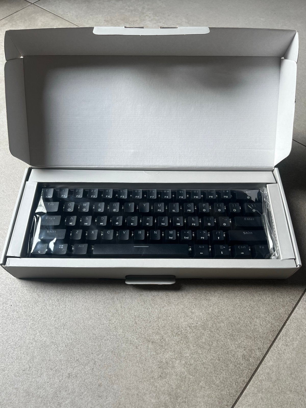 SKYLON Gk61 Toetsenbord - Nieuw in Doos, Ophalen of Verzenden, Qwerty, Nieuw, Bedraad