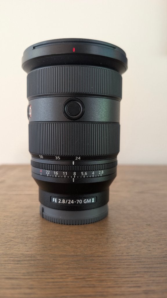 Sony lens FE 24-70mm f/2.8 GMII in nieuwstaat